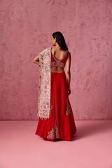 RED DRAPE SAREE SET O/W PATTI PALLA