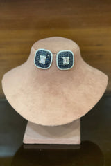 Juni blue studs
