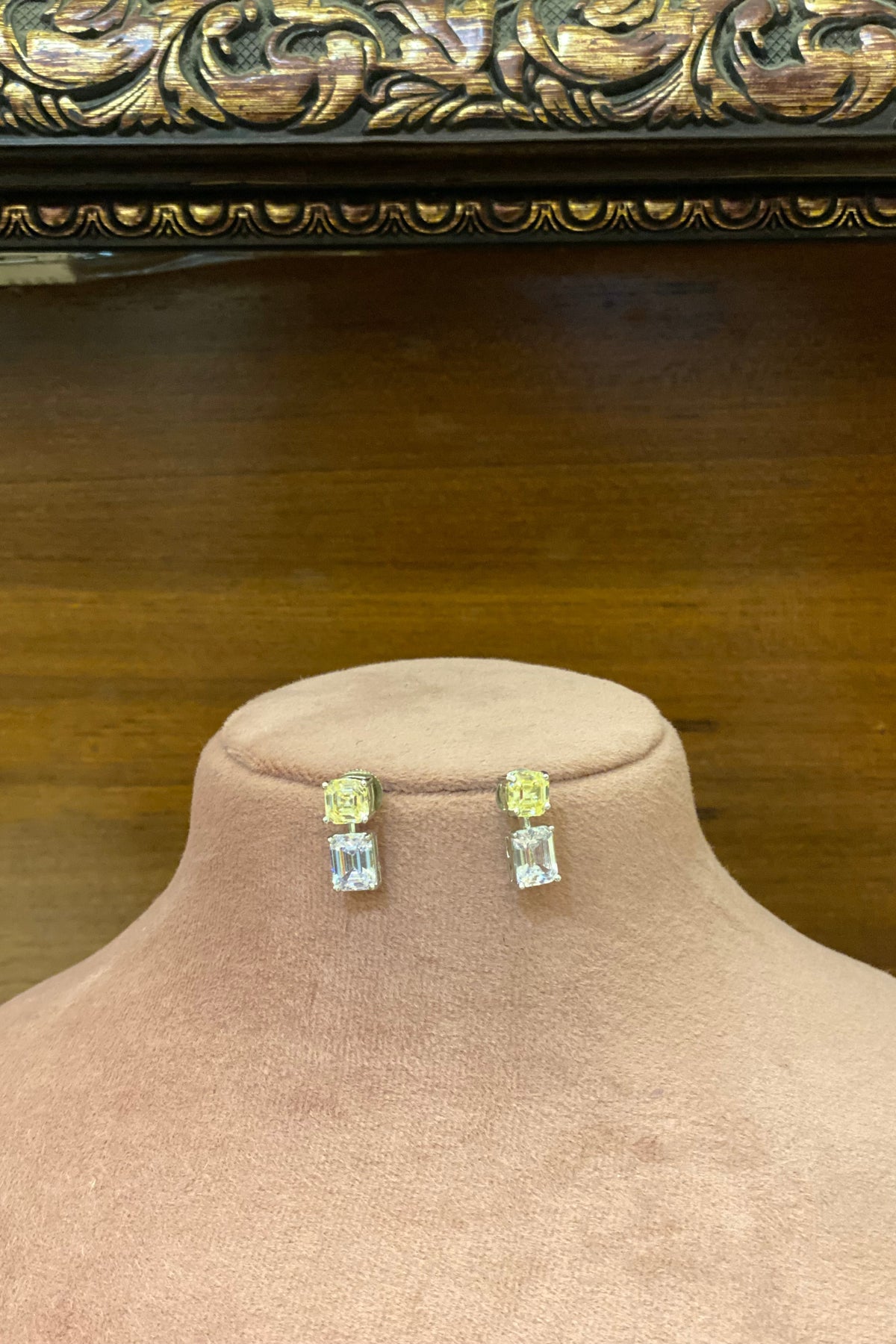Ishi earring