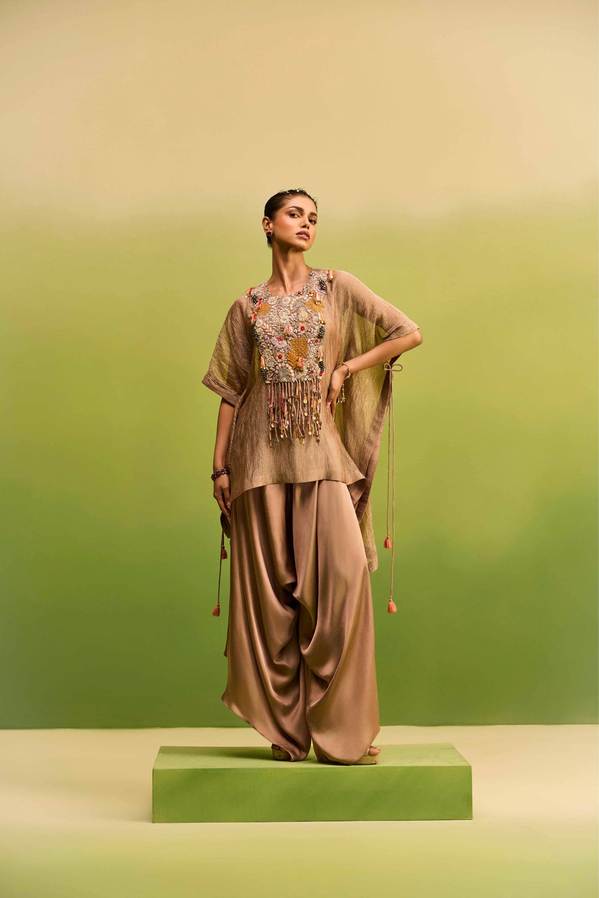 Champgne Tissue kaftan set with harem pant