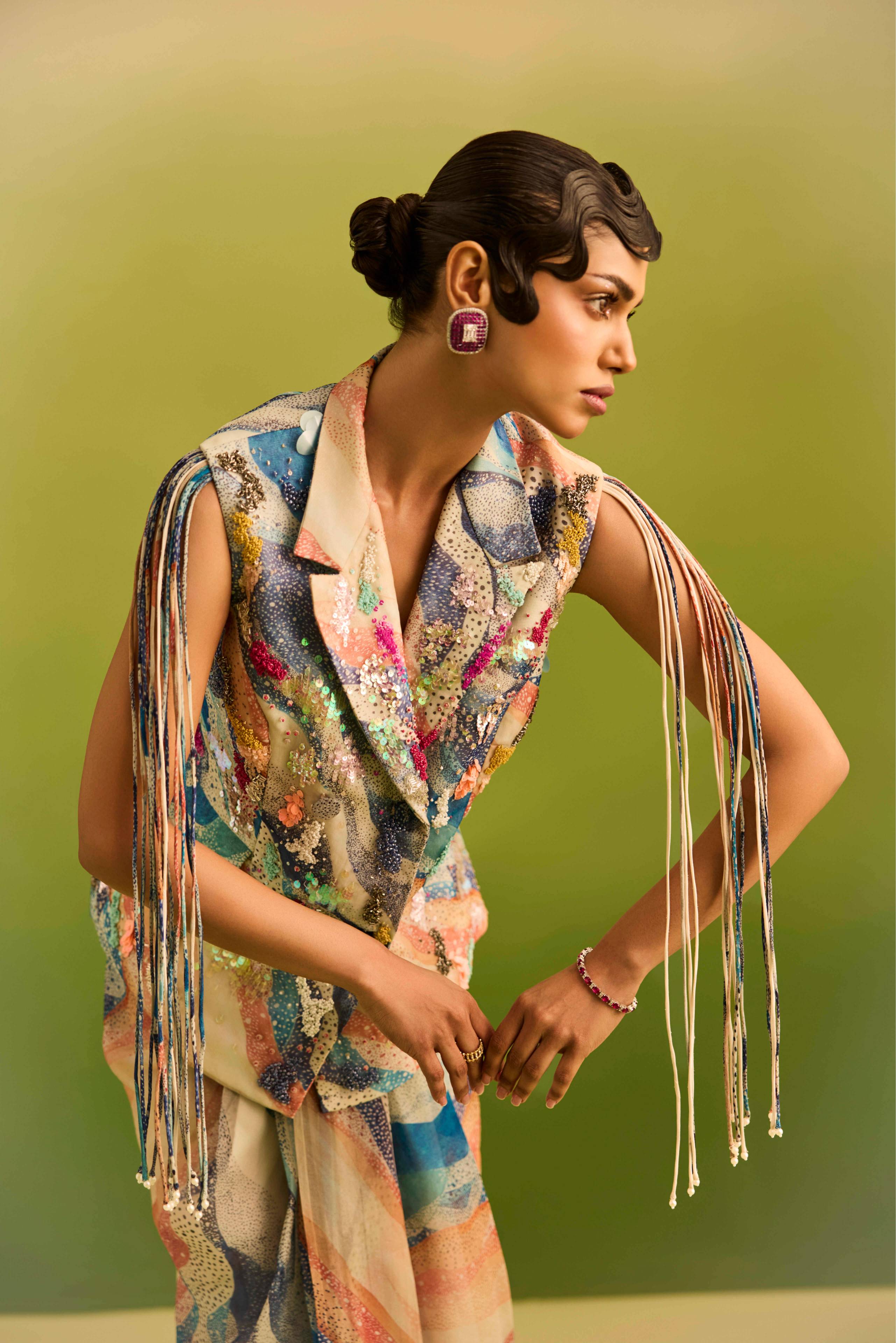 Oceanic Print Dori Sleeves Jacket & Drape Skirt