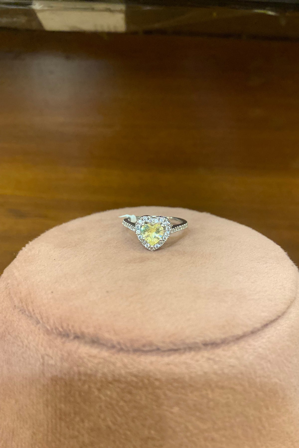 Daze ring