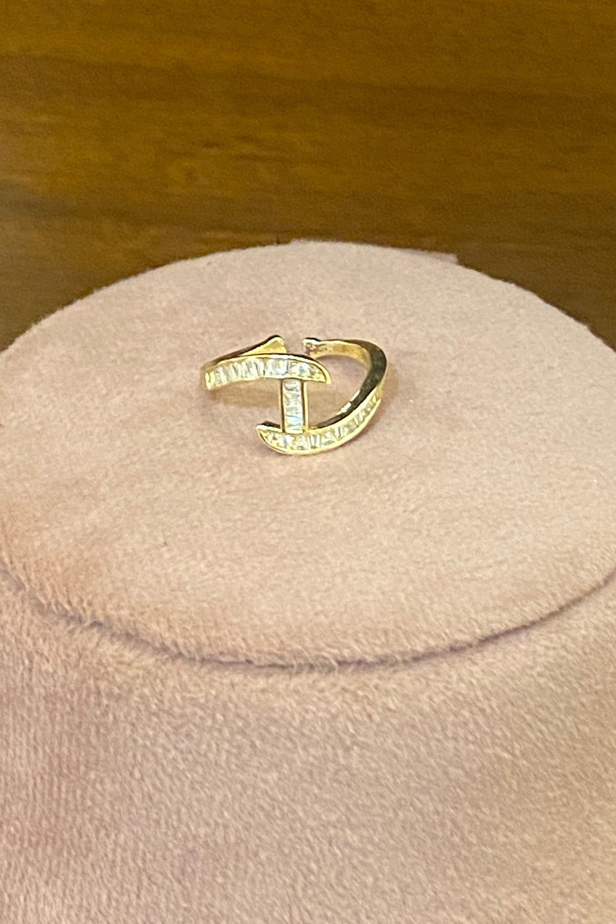 Elle ring