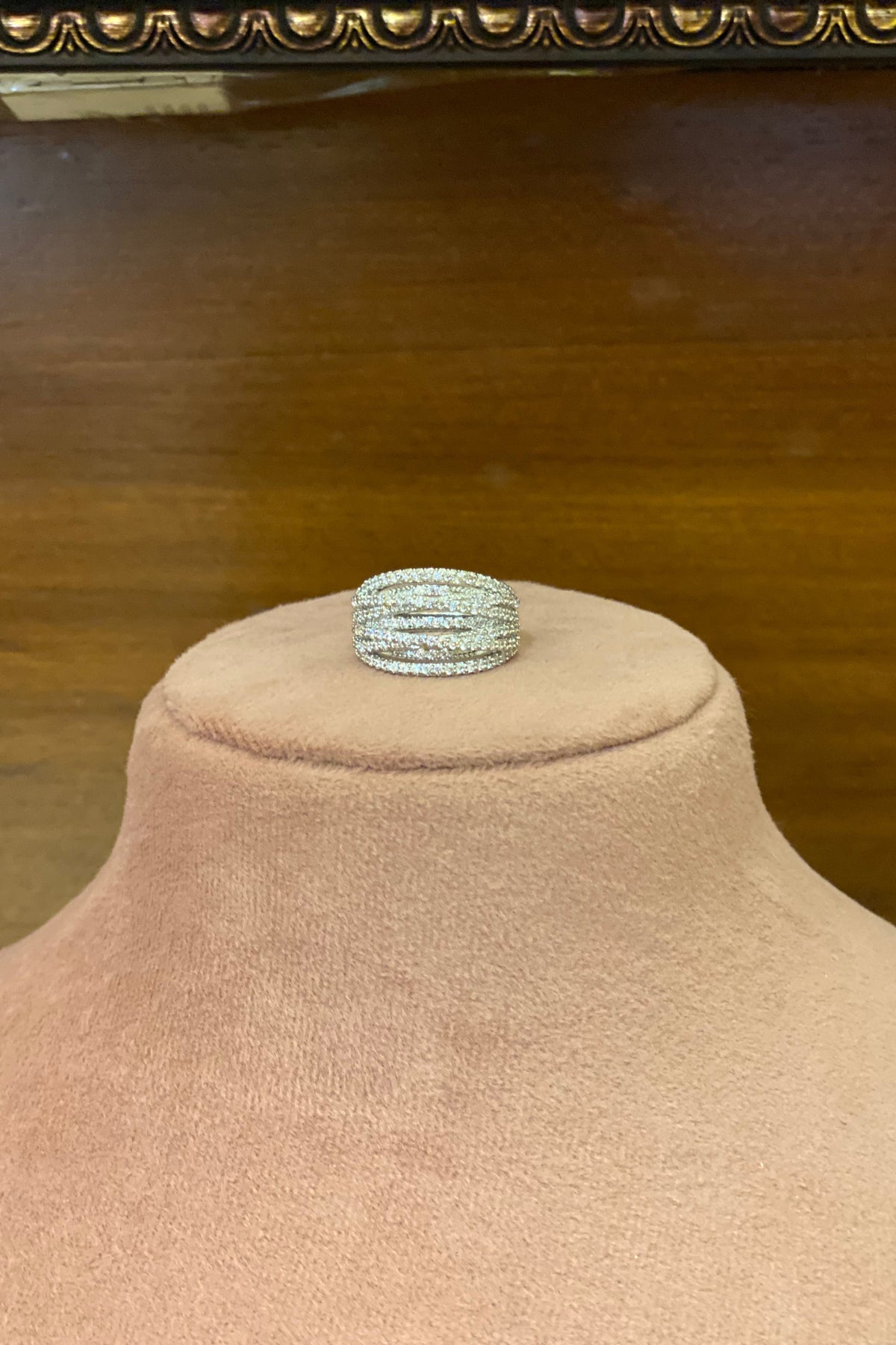 Eka ring