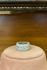 Eru ring