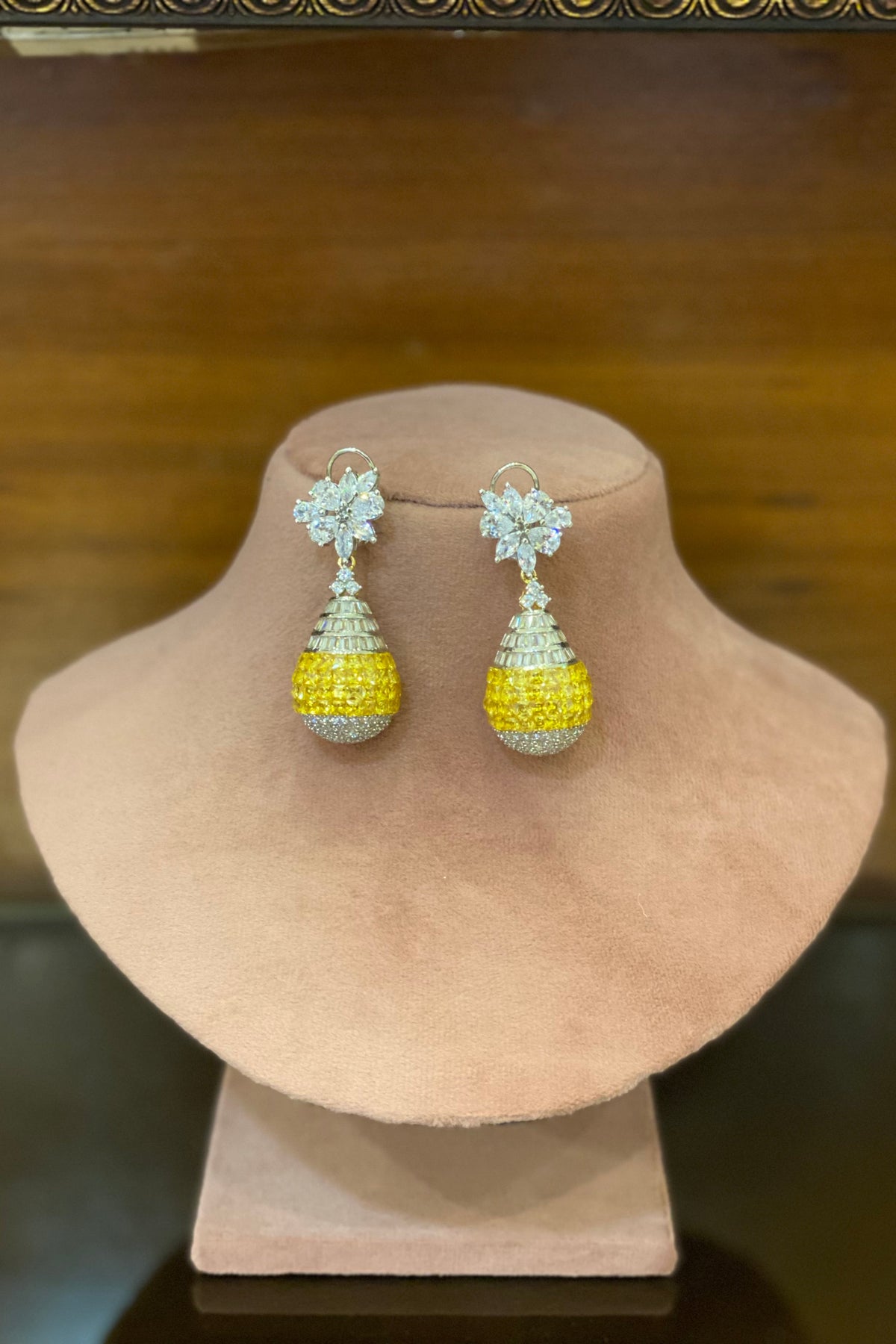 Aayana Yellow stone tear drop dangler