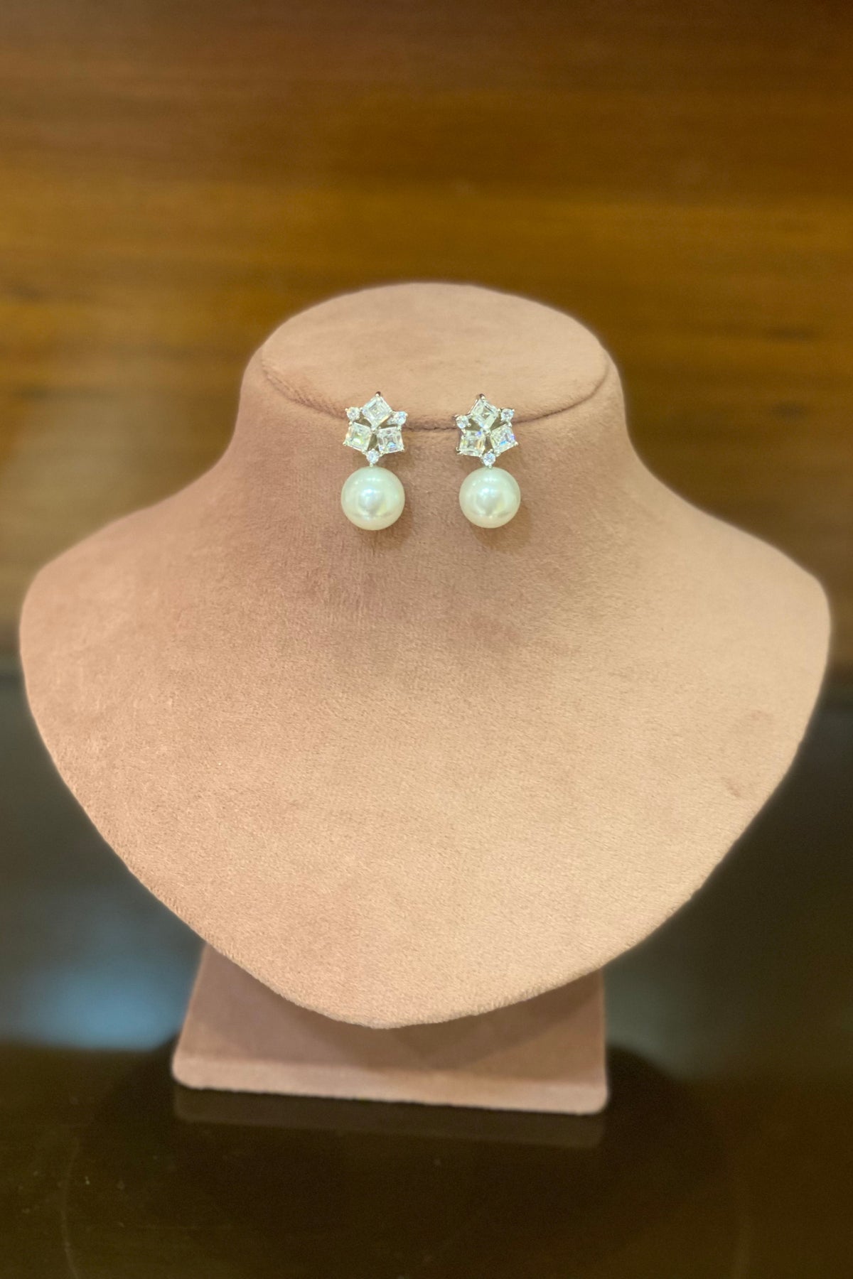 Bela White stone pearl drop stud