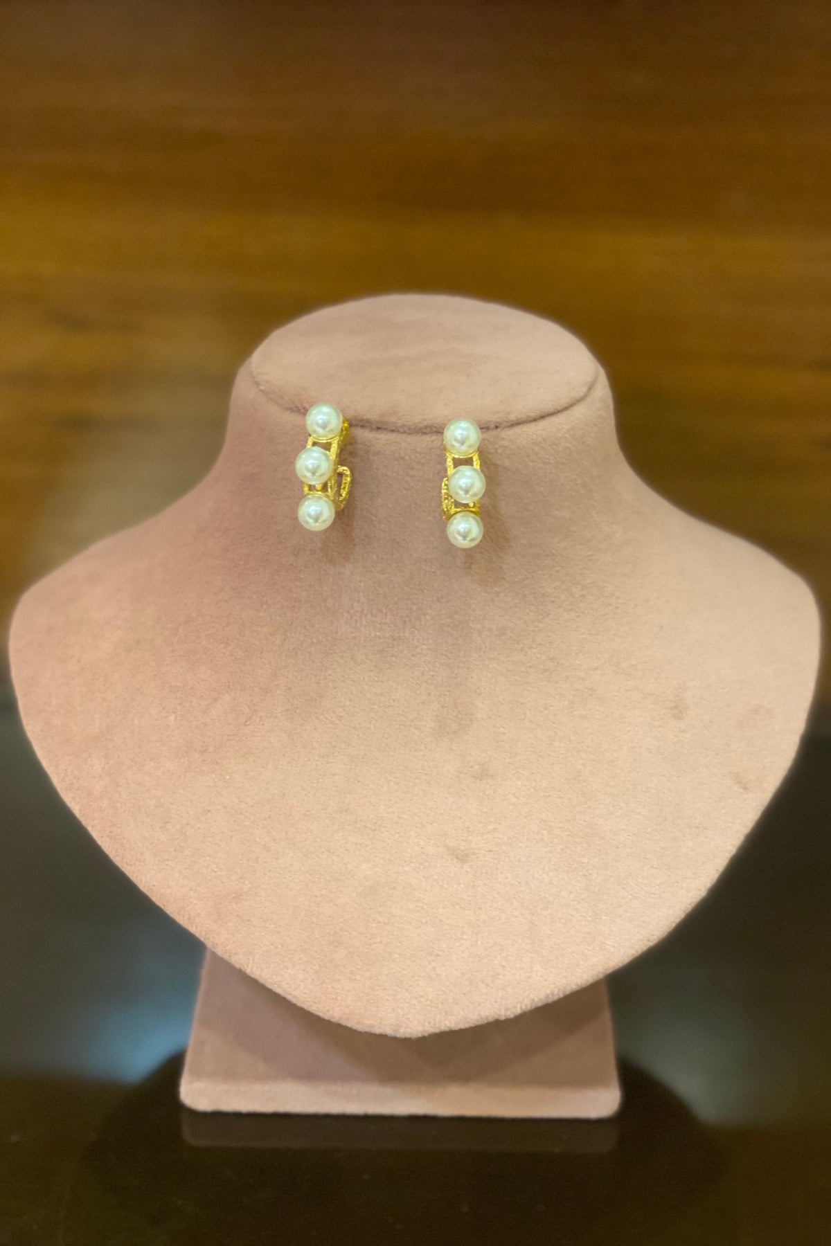 Brinka pearl hoops