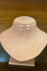 Eira pink studs