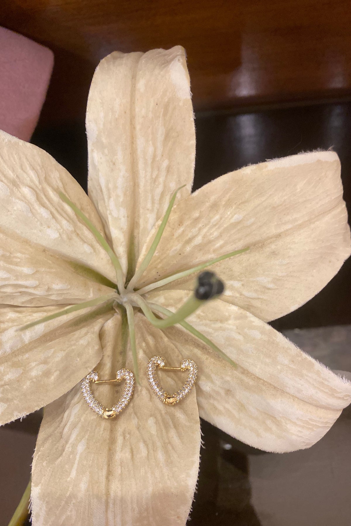 Elle heart hoops