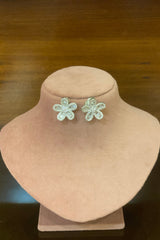 Fara studs