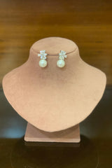 Finie studs