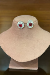 Gini red studs